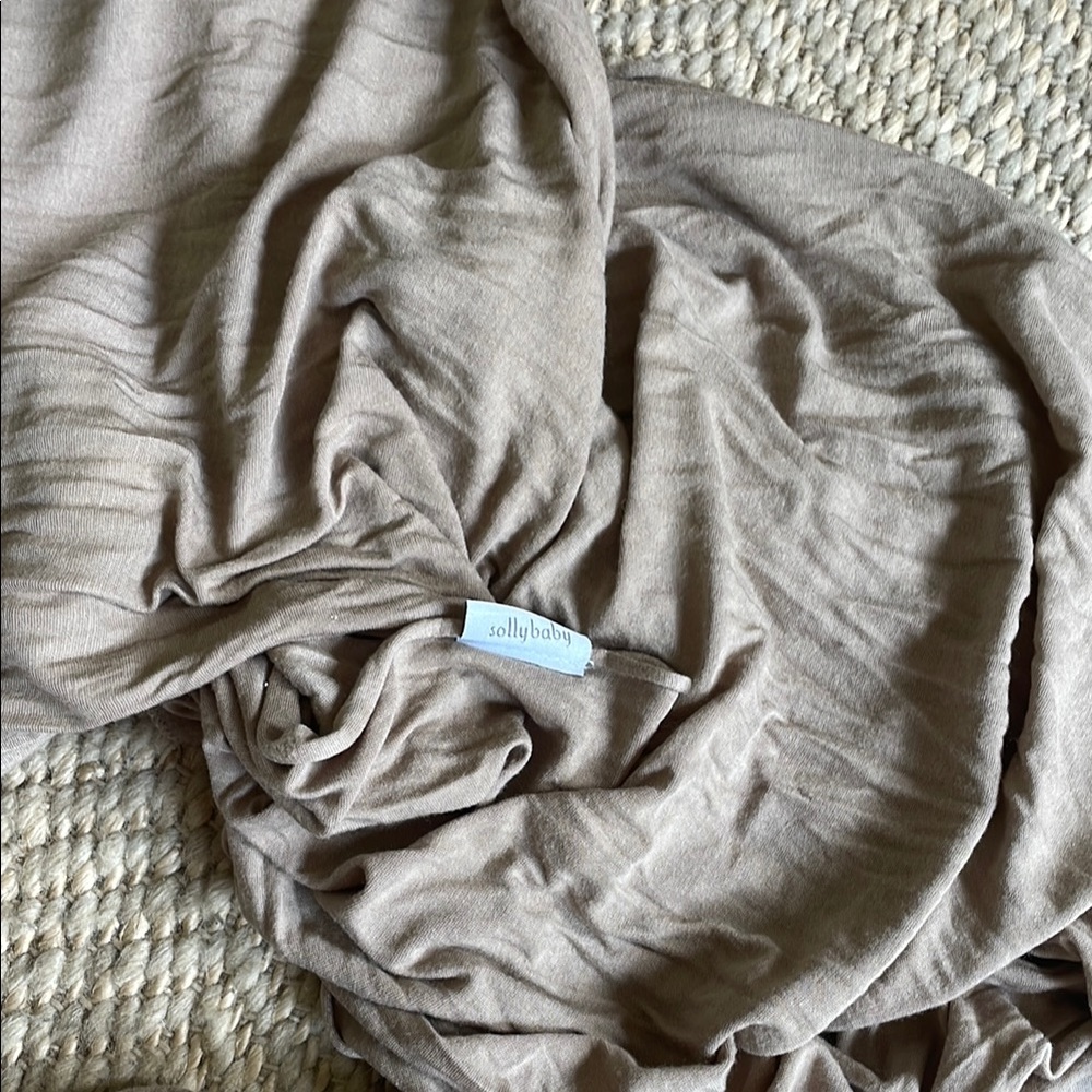 Solly baby beige/tan wrap